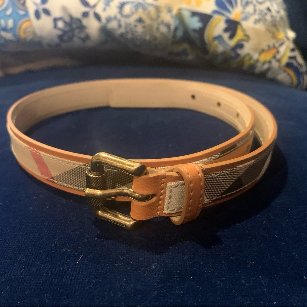 Burberry House Check Leather And Canvas Belt Little Kids Size 24